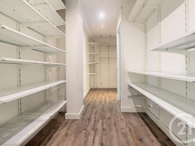 Afficher la photo en grand Appartement F4 à vendre - 4 pièces - 74.0 m2 - VILLE D AVRAY - 92 - ILE-DE-FRANCE - Century 21 Immobilière Corot