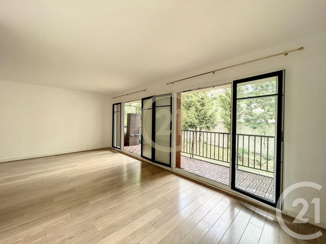 Appartement F5 à vendre - 5 pièces - 83.45 m2 - VILLE D AVRAY - 92 - ILE-DE-FRANCE - Century 21 Agence De La Mairie