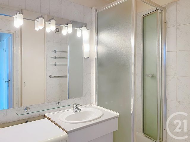 Appartement F3 à vendre - 3 pièces - 63.76 m2 - SEVRES - 92 - ILE-DE-FRANCE - Century 21 Agence De La Mairie