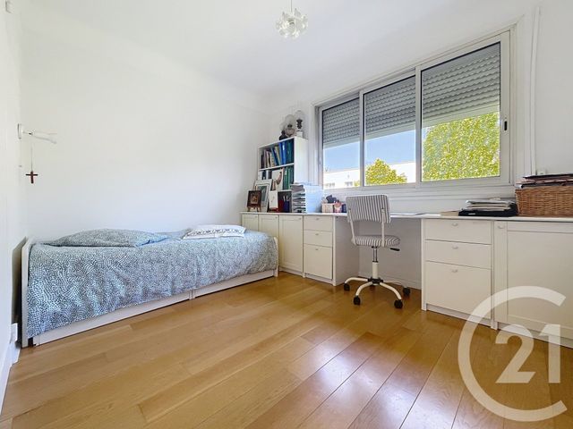 Appartement F4 à vendre - 3 pièces - 74.45 m2 - VILLE D AVRAY - 92 - ILE-DE-FRANCE - Century 21 Agence De La Mairie