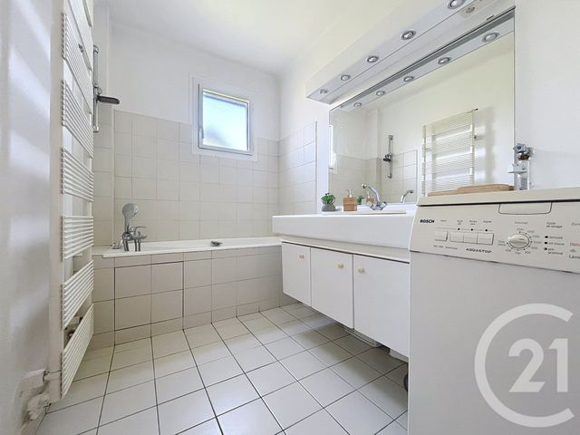 Appartement F4 à vendre - 3 pièces - 74.45 m2 - VILLE D AVRAY - 92 - ILE-DE-FRANCE - Century 21 Agence De La Mairie