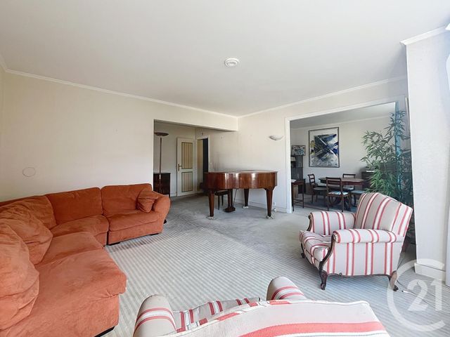 Appartement F5 à vendre - 5 pièces - 110.39 m2 - VILLE D AVRAY - 92 - ILE-DE-FRANCE - Century 21 Agence De La Mairie