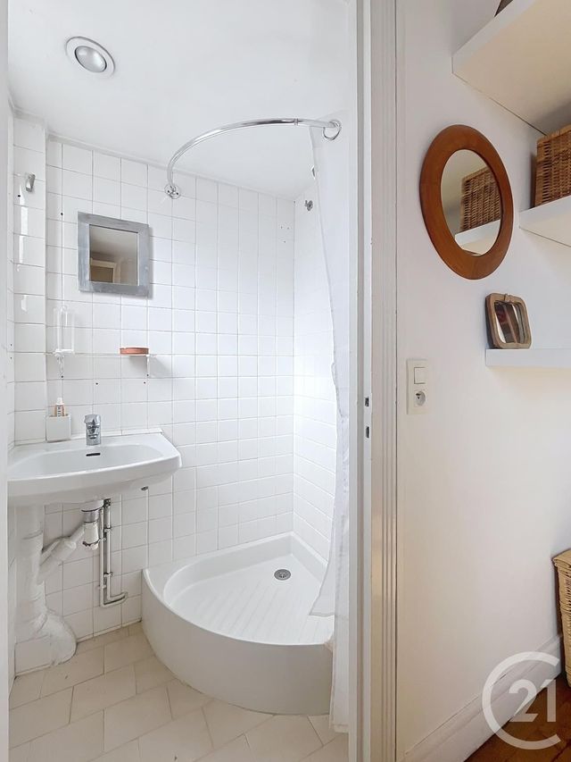 Appartement F2 à vendre - 2 pièces - 40.31 m2 - VILLE D AVRAY - 92 - ILE-DE-FRANCE - Century 21 Agence De La Mairie