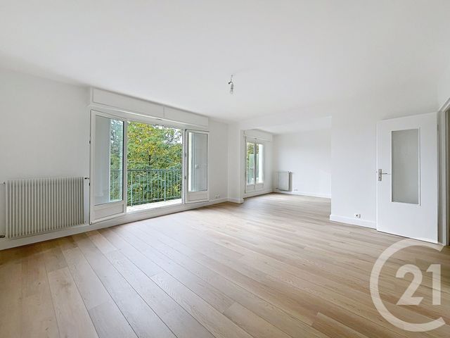 Appartement F5 à vendre - 5 pièces - 106.98 m2 - VILLE D AVRAY - 92 - ILE-DE-FRANCE - Century 21 Agence De La Mairie