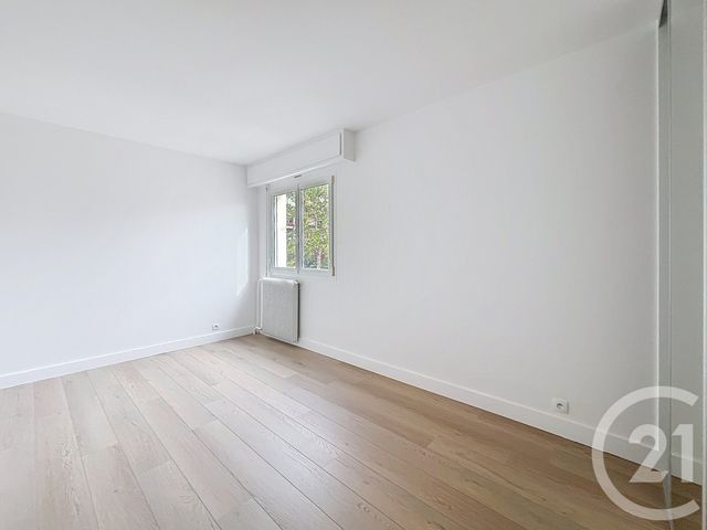 Appartement F5 à vendre - 5 pièces - 106.98 m2 - VILLE D AVRAY - 92 - ILE-DE-FRANCE - Century 21 Agence De La Mairie