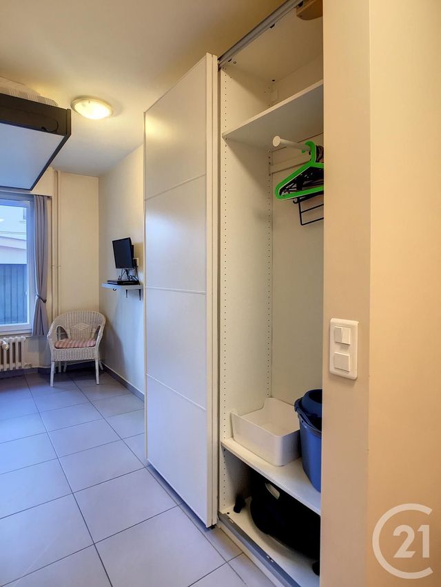 Appartement Chambre à vendre - 1 pièce - 12.14 m2 - VILLE D AVRAY - 92 - ILE-DE-FRANCE - Century 21 Agence De La Mairie