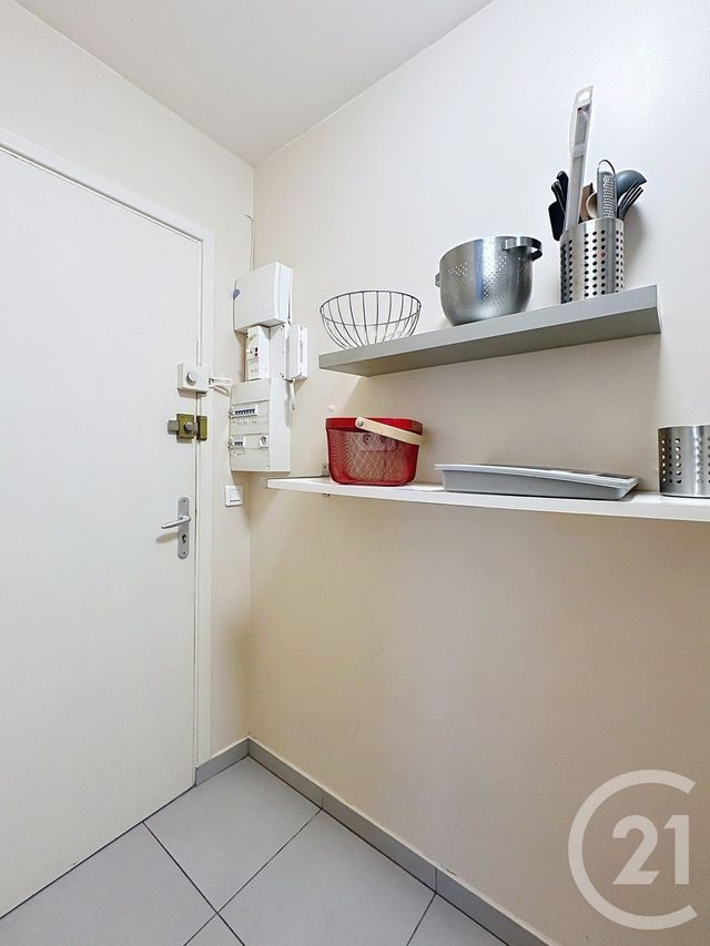 Appartement Chambre à louer - 1 pièce - 12.14 m2 - VILLE D AVRAY - 92 - ILE-DE-FRANCE - Century 21 Agence De La Mairie