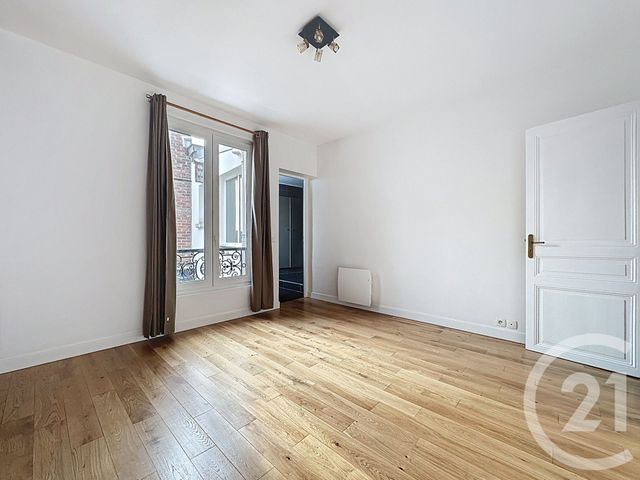 Appartement F2 à louer - 2 pièces - 55.76 m2 - SEVRES - 92 - ILE-DE-FRANCE - Century 21 Agence De La Mairie