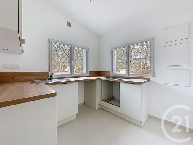 Appartement F2 à louer - 2 pièces - 55.76 m2 - SEVRES - 92 - ILE-DE-FRANCE - Century 21 Agence De La Mairie